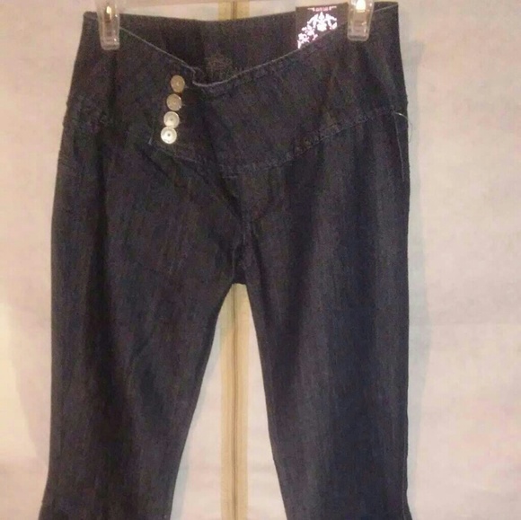 Cute jeans - Picture 1 of 2